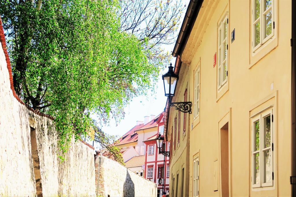 Garden Residence Prague Castle Esterno foto