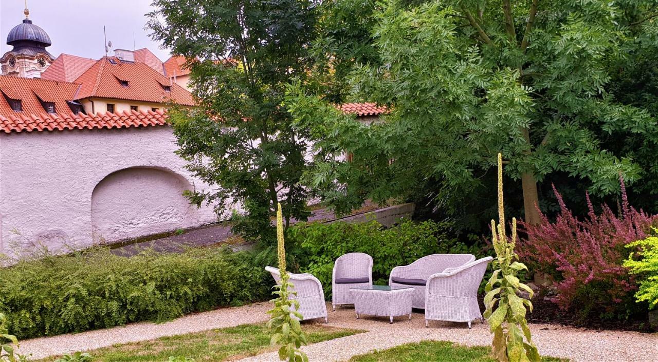 Garden Residence Prague Castle Esterno foto